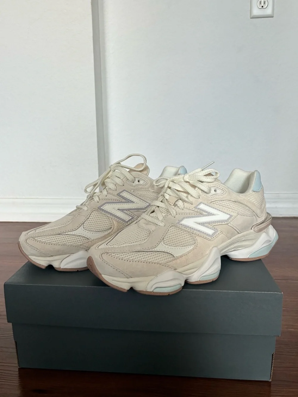New without Tags New Balance 9060 Bisque Frosted Glass Men’s Size 10